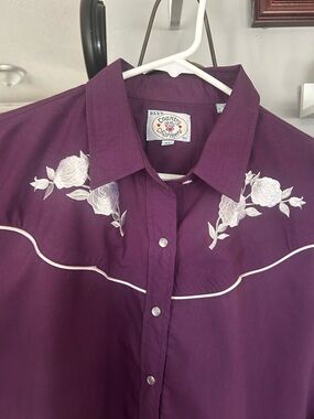 Country Charm Embroidered Western Shirt in Deep Purple